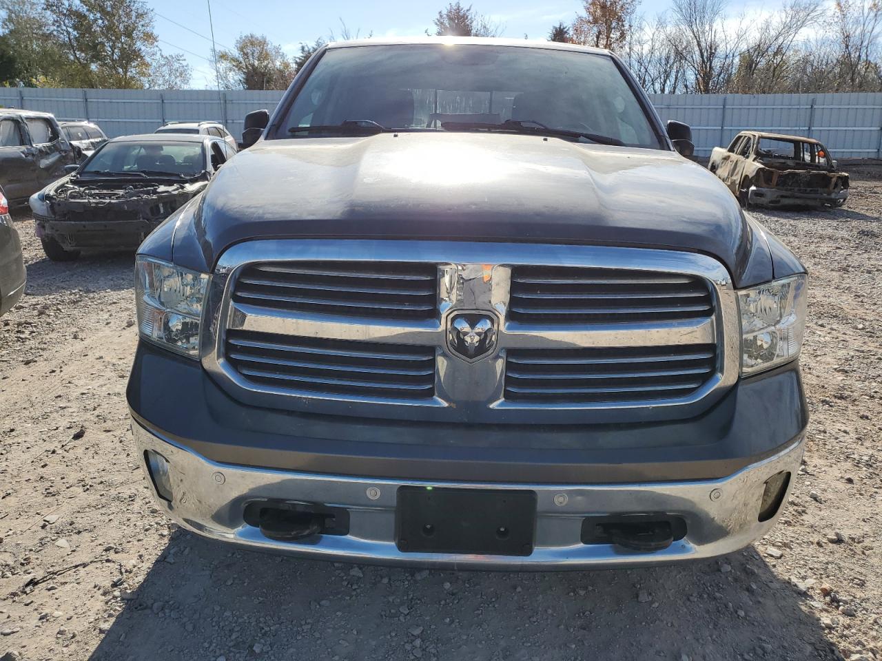 2016 RAM 1500 - Image 5