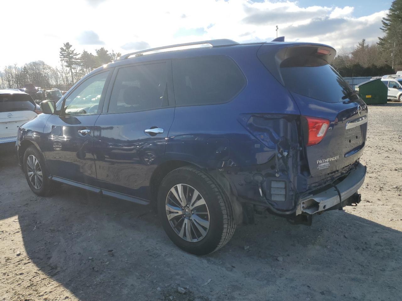 2020 Nissan Pathfinder - Image 2