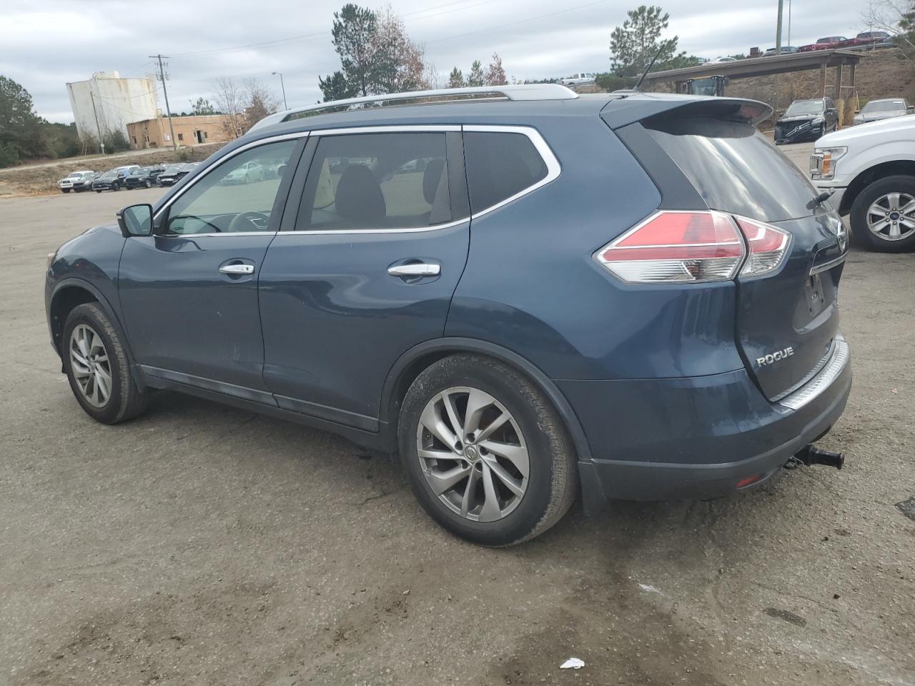 VIN 5N1AT2MV4FC767480 2015 NISSAN ROGUE no.2