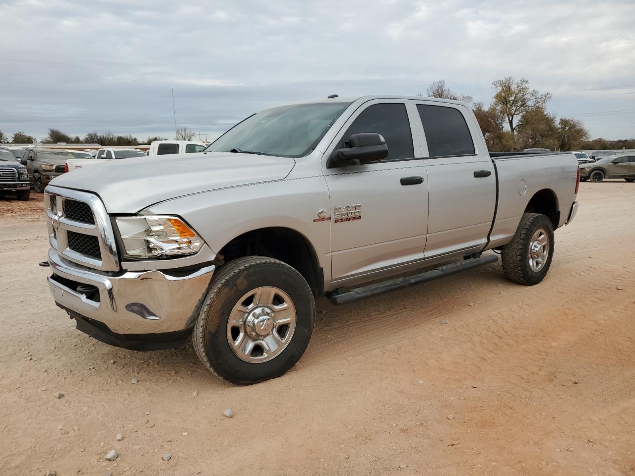 VIN 3C6UR5CL1FG673885 2015 RAM All Models no.1