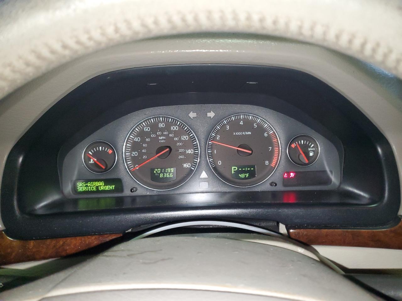 2005 Volvo S80 - Image 9