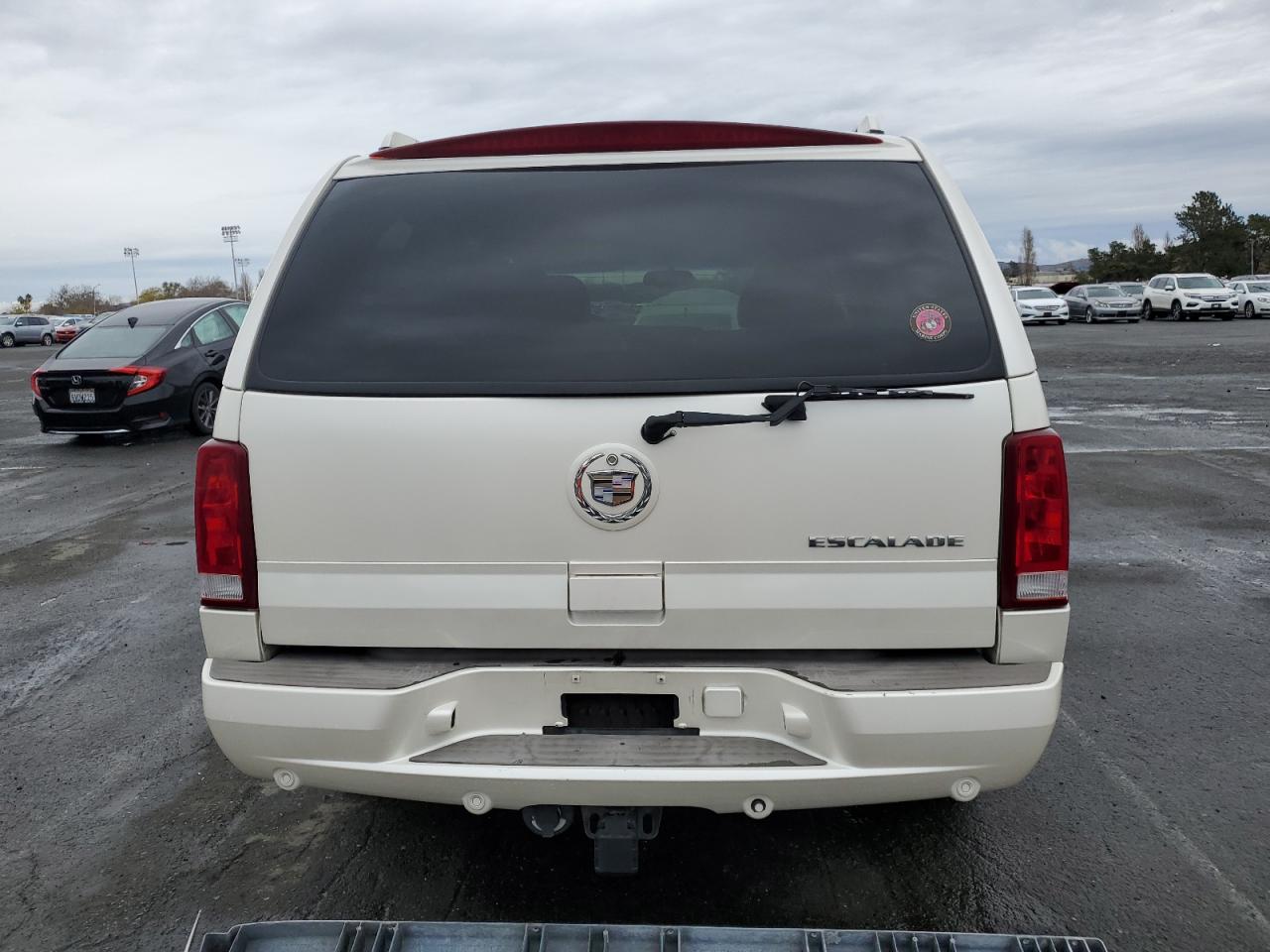 2003 Cadillac Escalade Luxury VIN: 1GYEC63T93R208177 Lot: 83894424