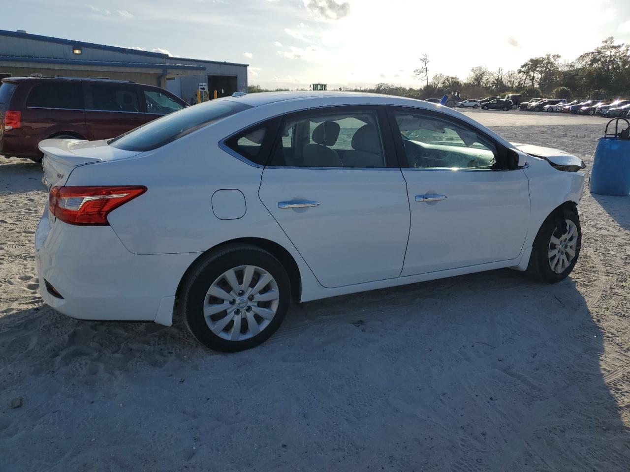 VIN 3N1AB7AP0GL677469 2016 NISSAN SENTRA no.3