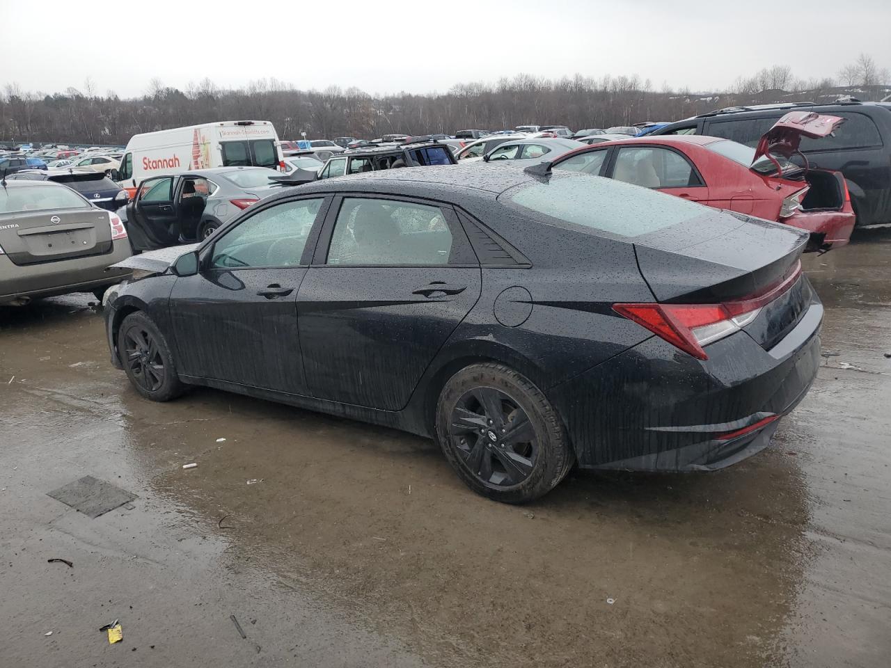 2021 Hyundai Elantra - Image 2