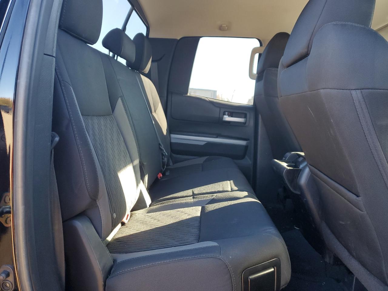 2017 Toyota Tundra - Image 10