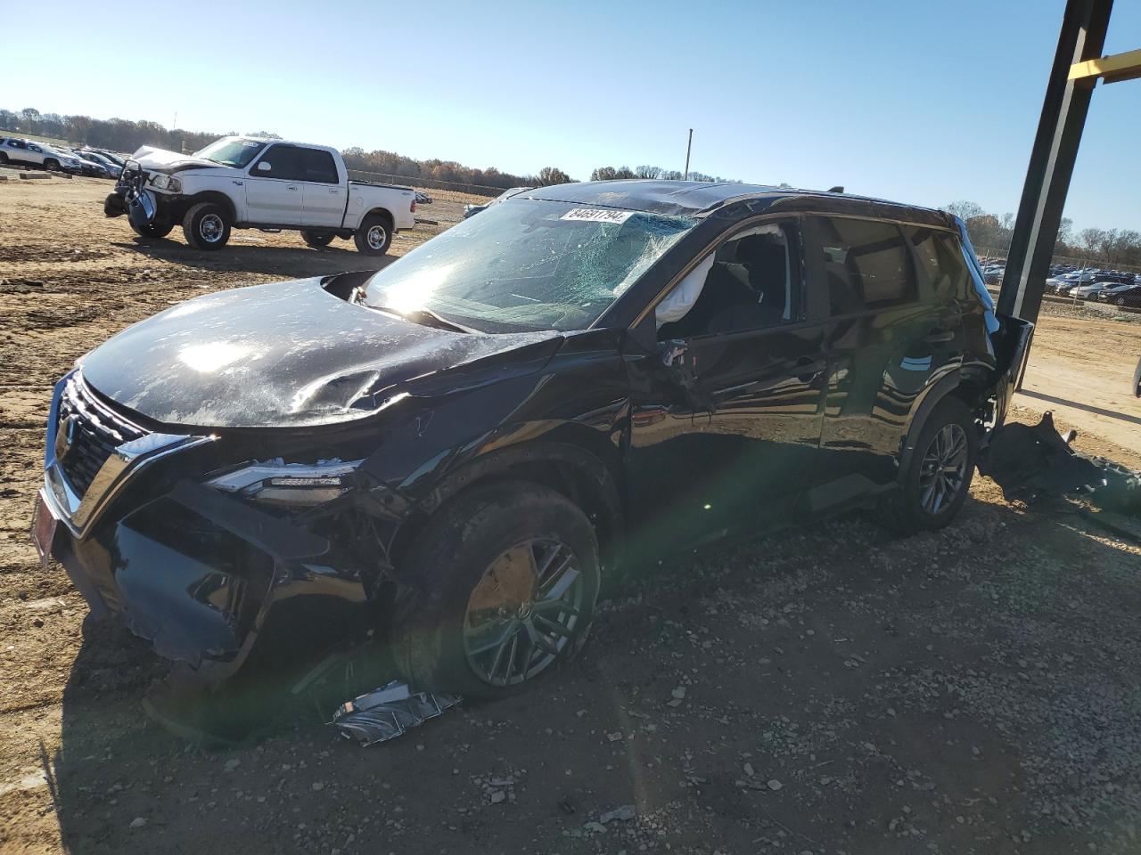 2021 Nissan Rogue - Image 1