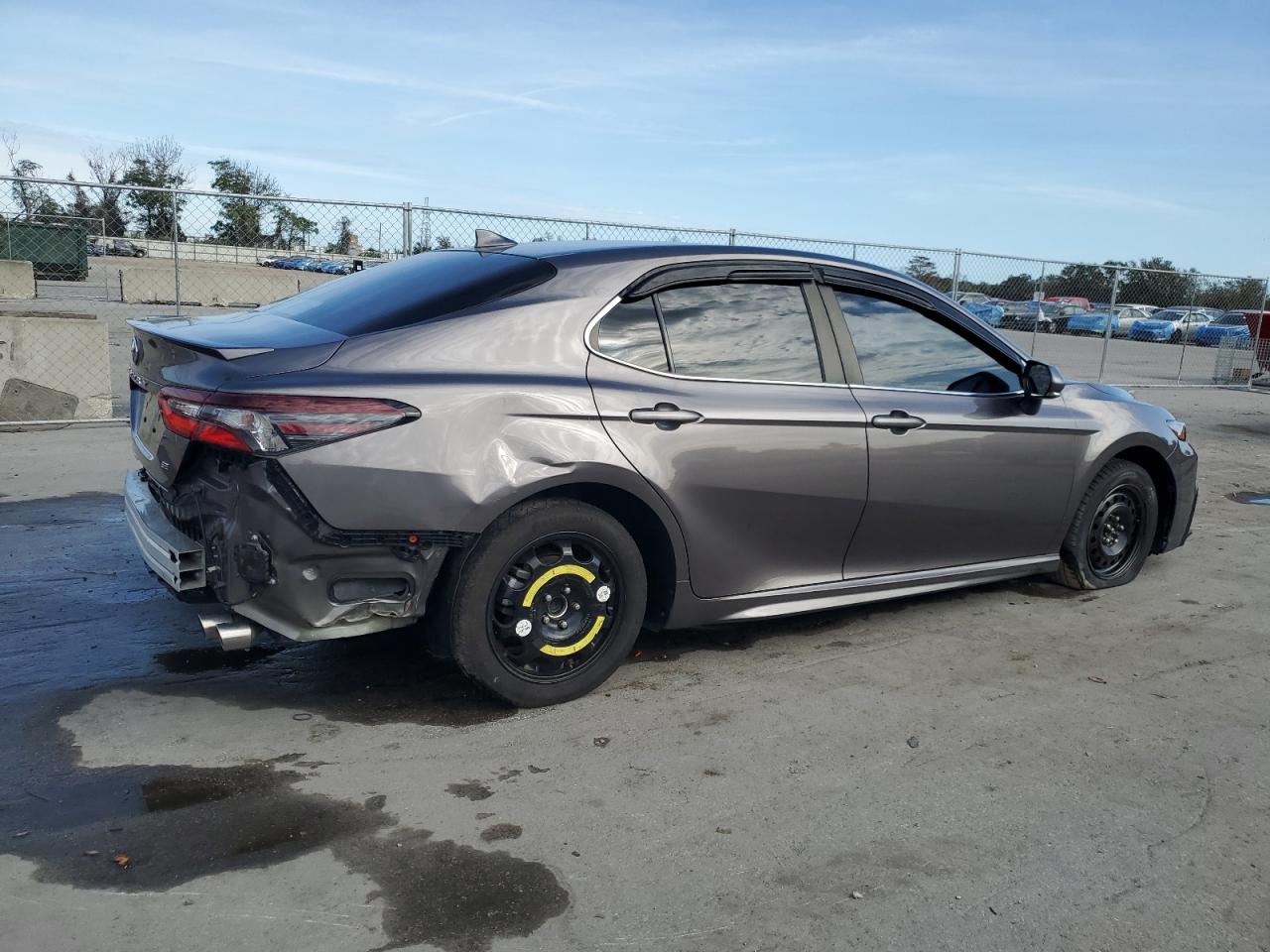 2021 Toyota Camry - Image 3