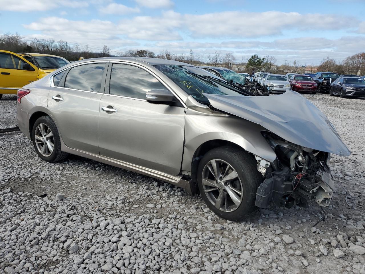 2013 Nissan Altima - Image 4
