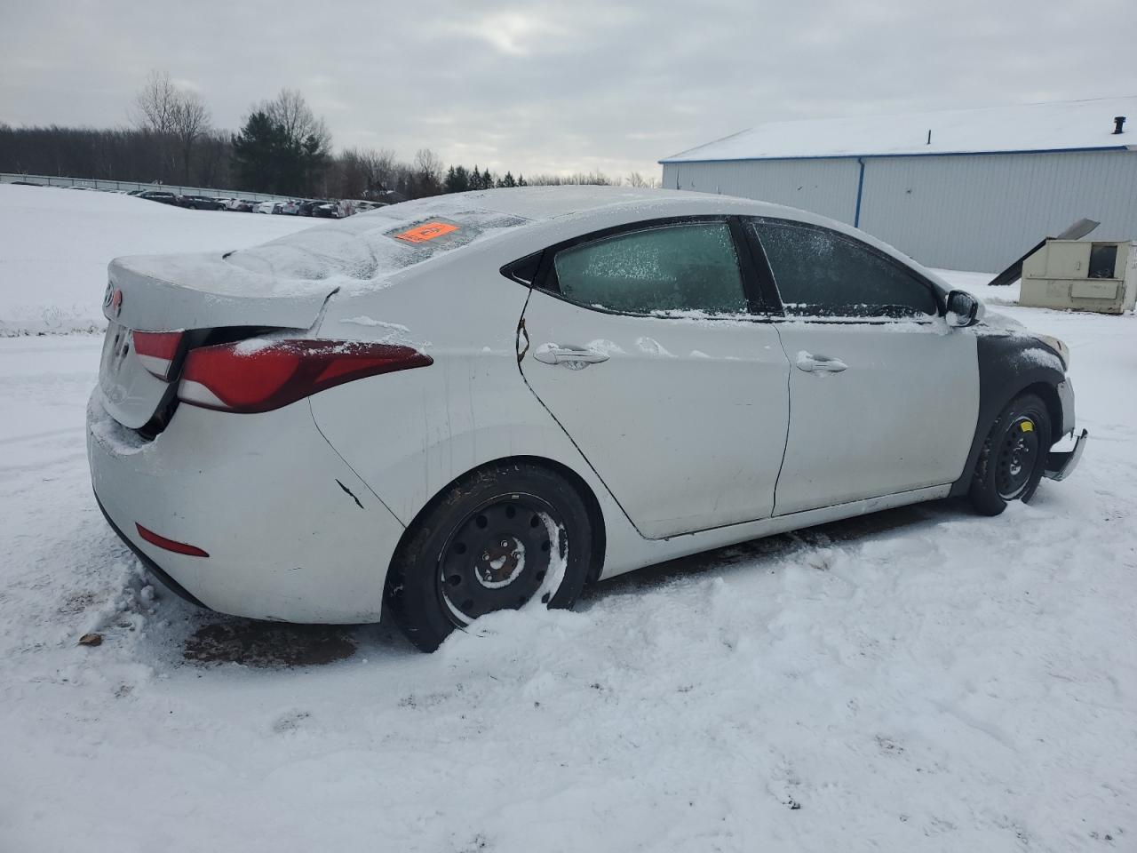 2016 Hyundai Elantra - Image 3