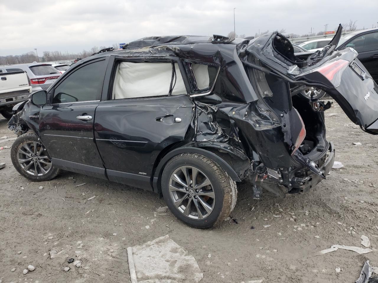 2018 Toyota RAV 4 - Image 2