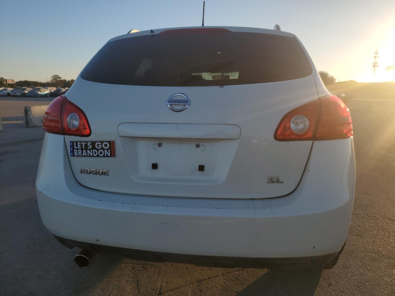 2010 Nissan Rogue - Image 6