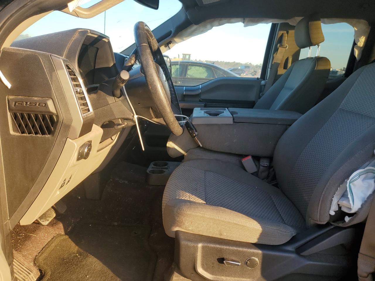 2016 Ford F-150 - Image 7