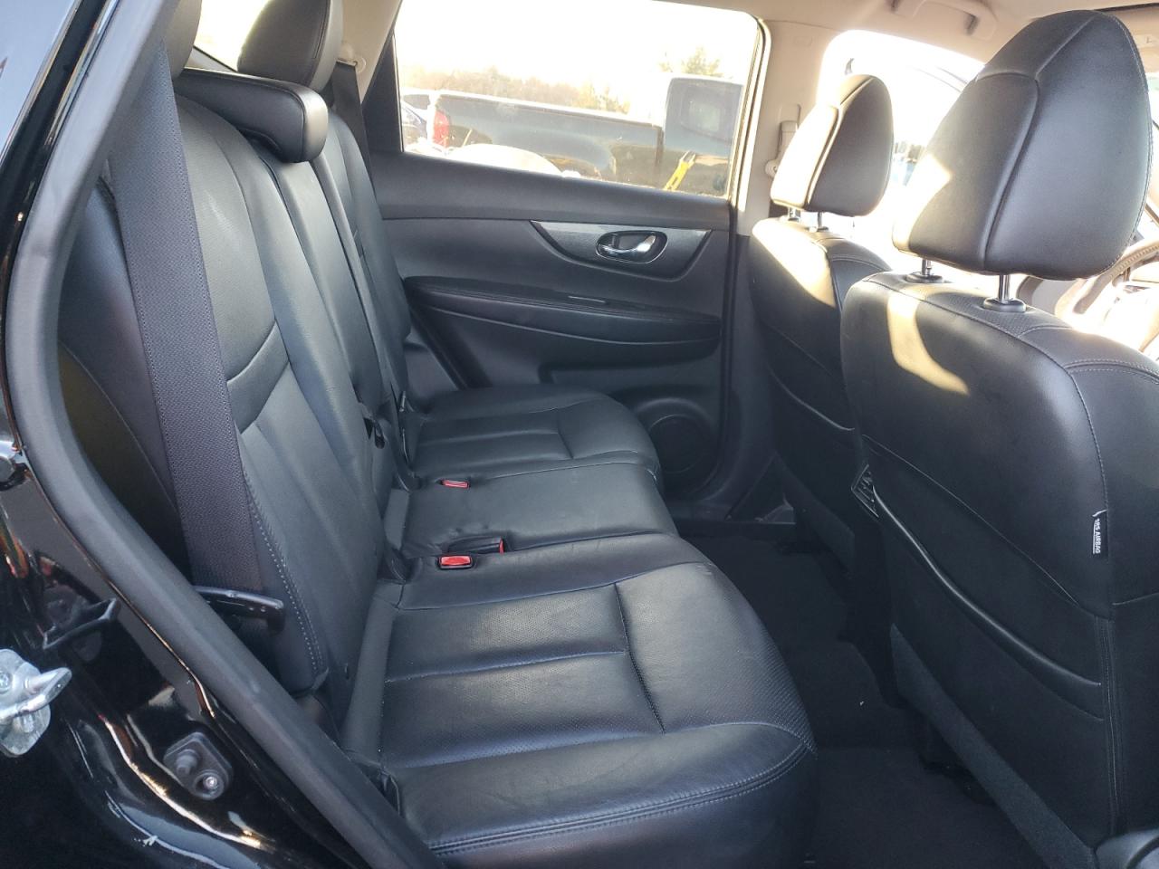 2014 Nissan Rogue - Image 11