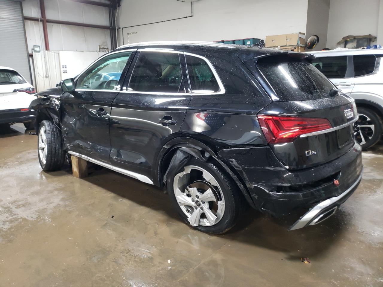 2023 Audi Q5 - Image 2