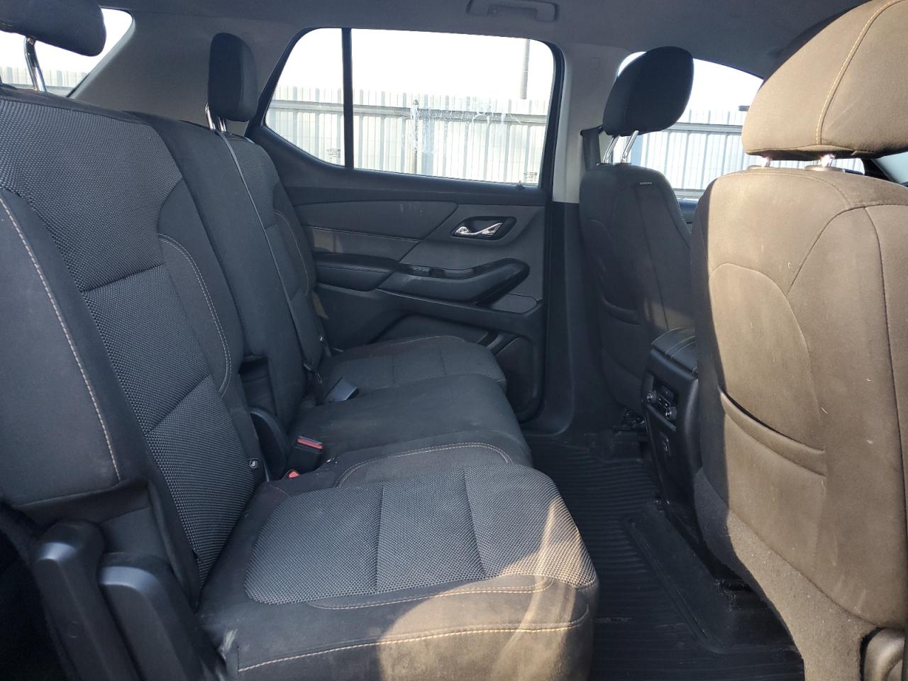 2018 Chevrolet Traverse - Image 11
