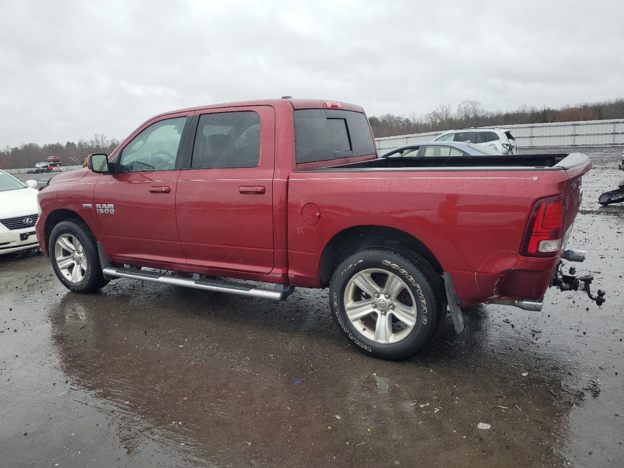 2015 RAM 1500 - Image 2