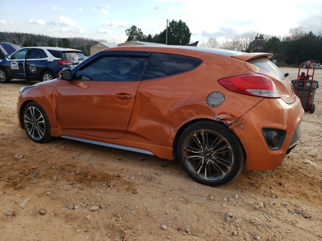 2016 Hyundai Veloster - Image 2