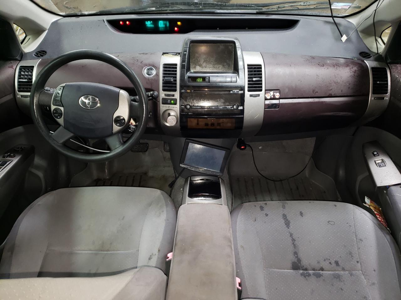 2005 Toyota Prius - Image 8