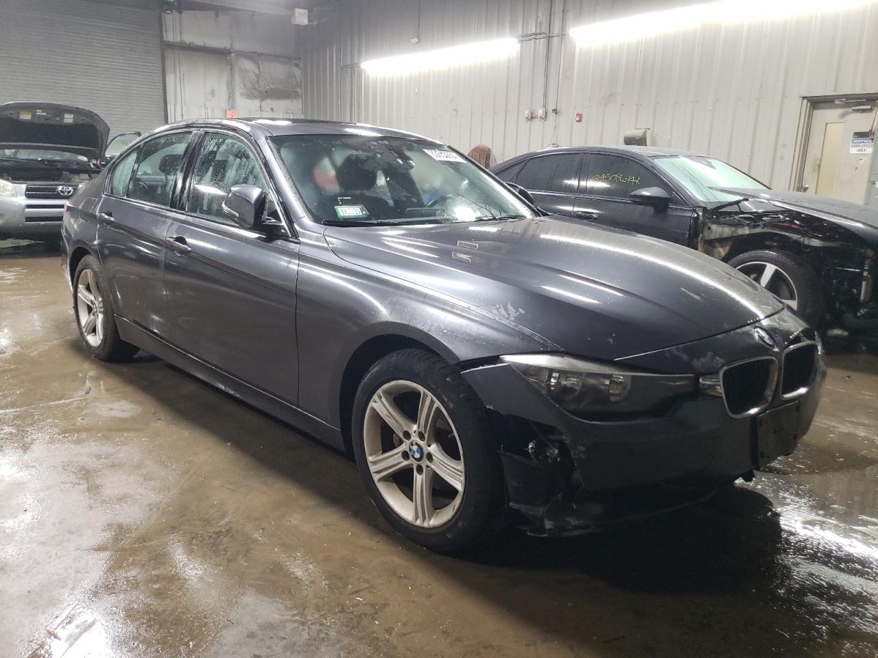 VIN WBA3B3C52DF530986 2013 BMW 3 SERIES no.4