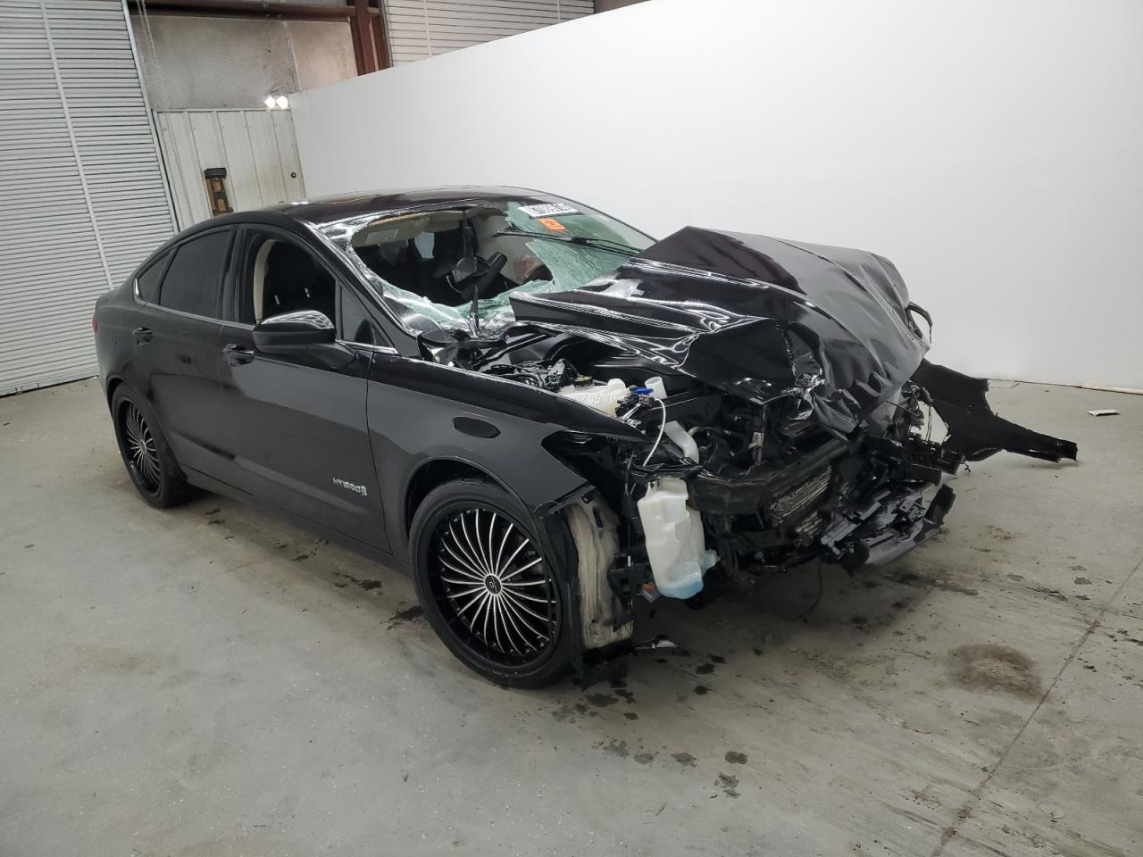2019 Ford Fusion - Image 4