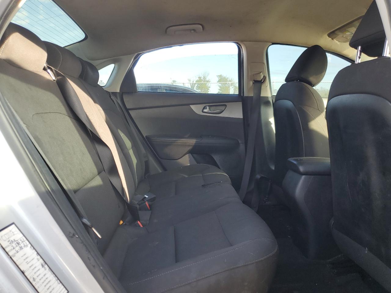 2021 Kia Forte - Image 10