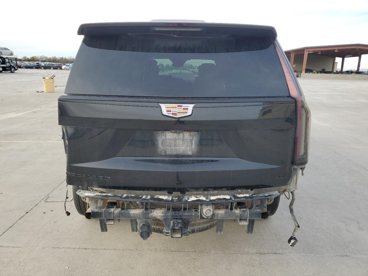 2021 Cadillac Escalade - Image 6