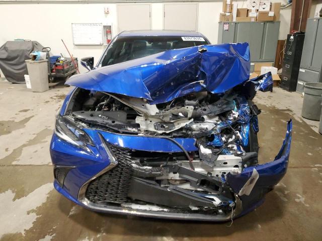 2023 LEXUS ES 300H F SPORT HANDLING