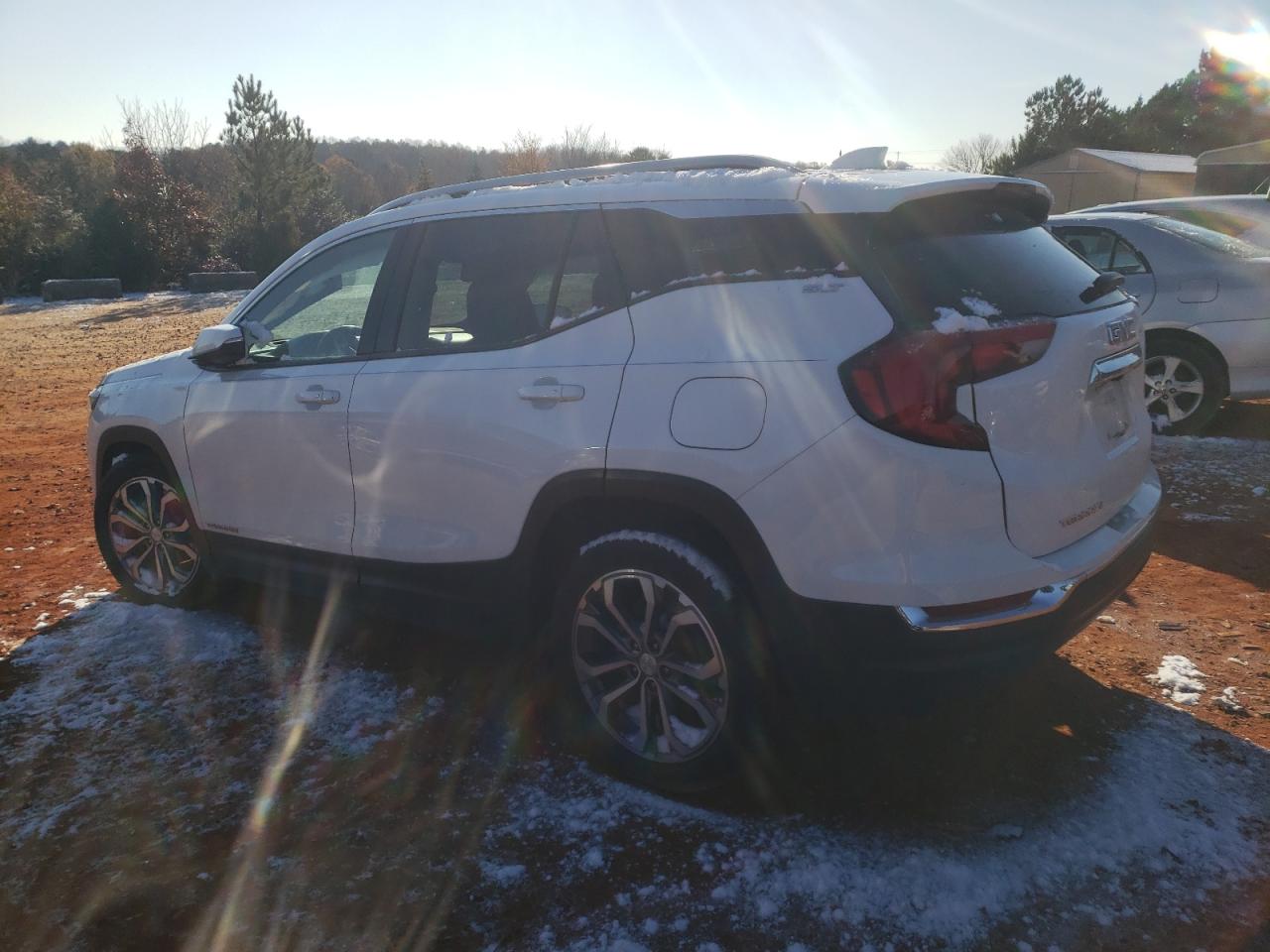 2020 GMC Terrain - Image 2