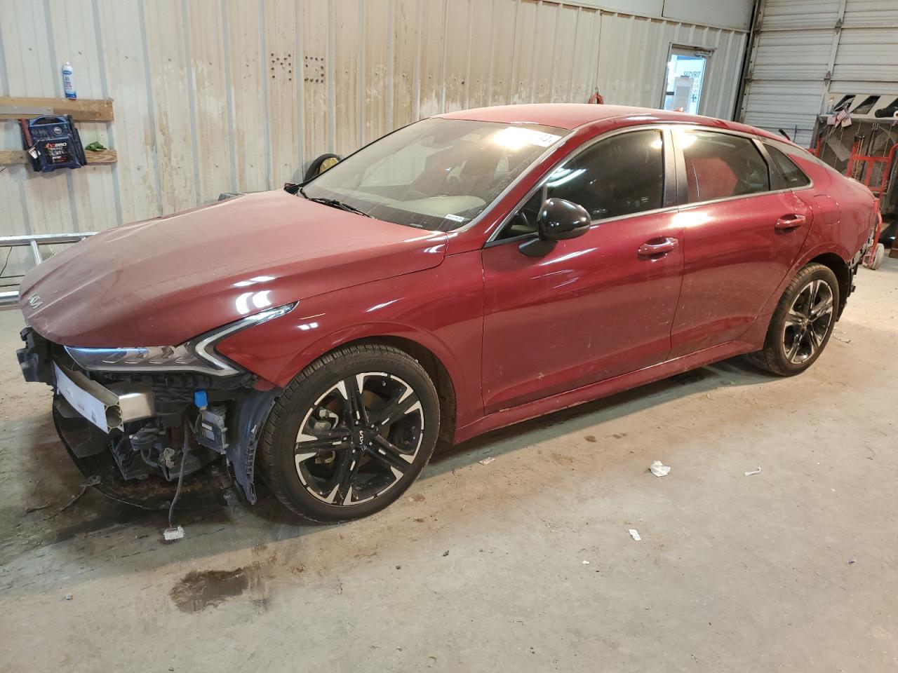 2022 Kia K5 - Image 1