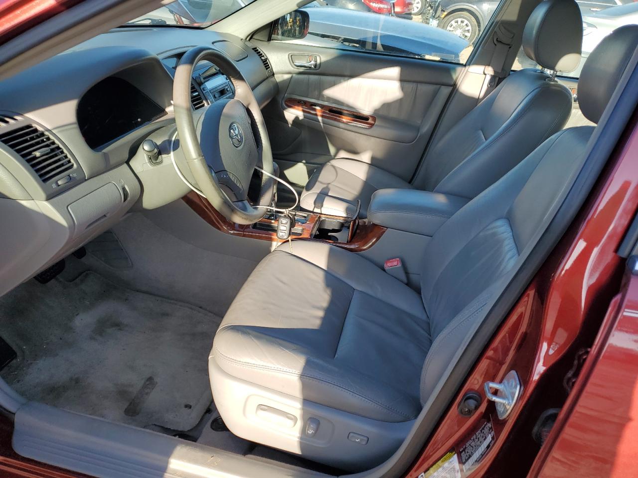 2005 Toyota Camry - Image 7