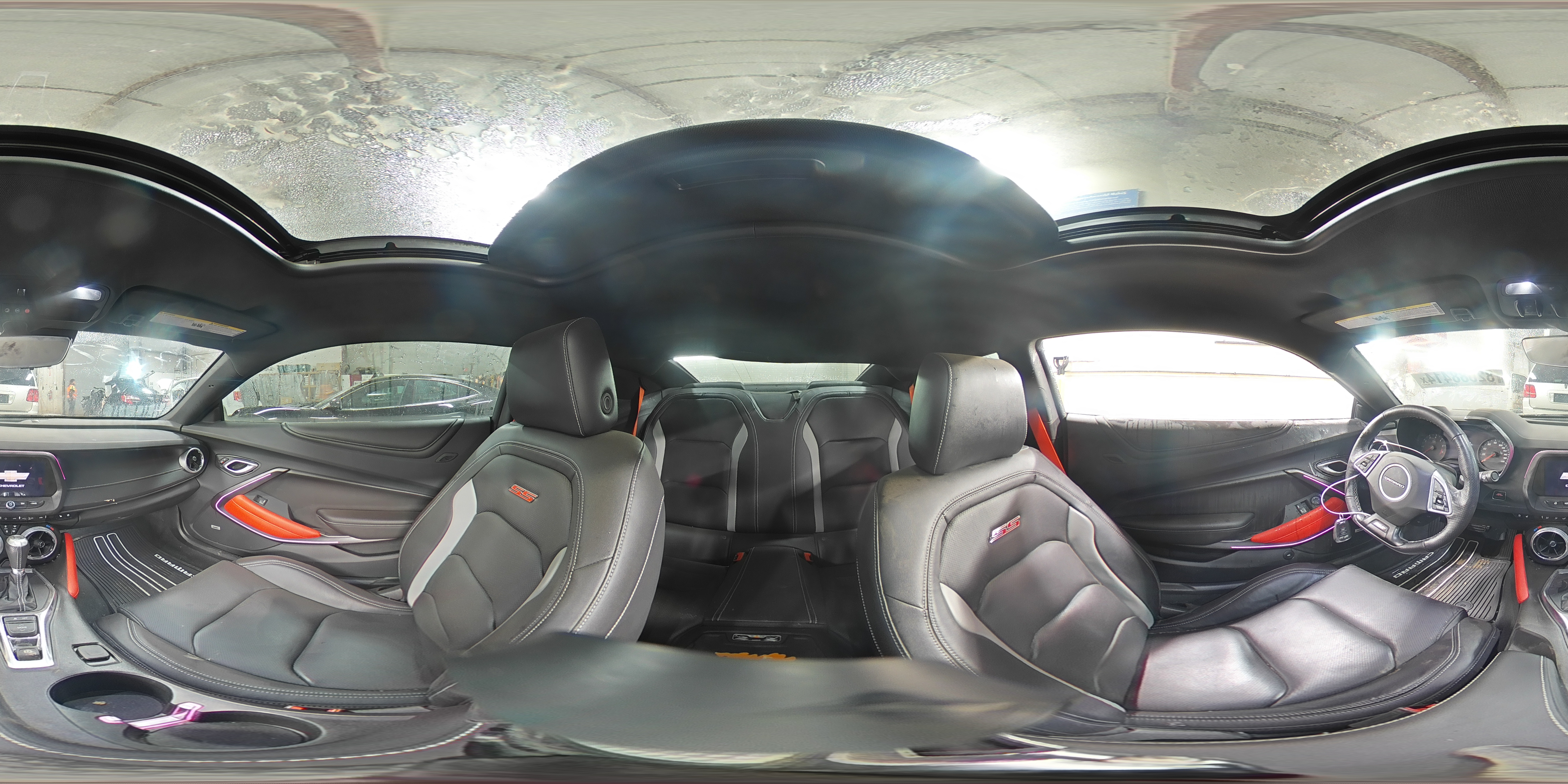2022 Chevrolet Camaro - Image 15