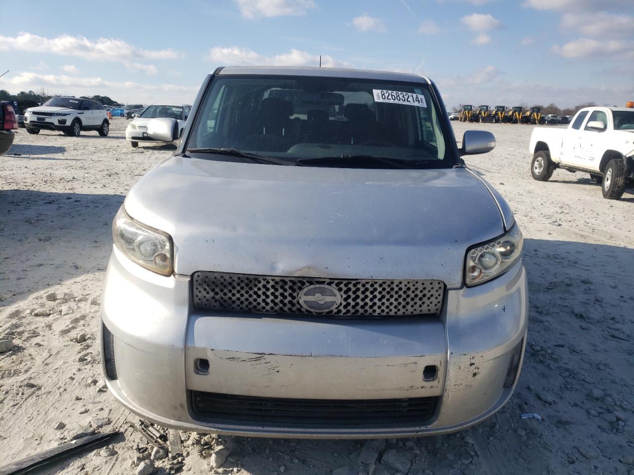 2010 Scion xB - Image 5