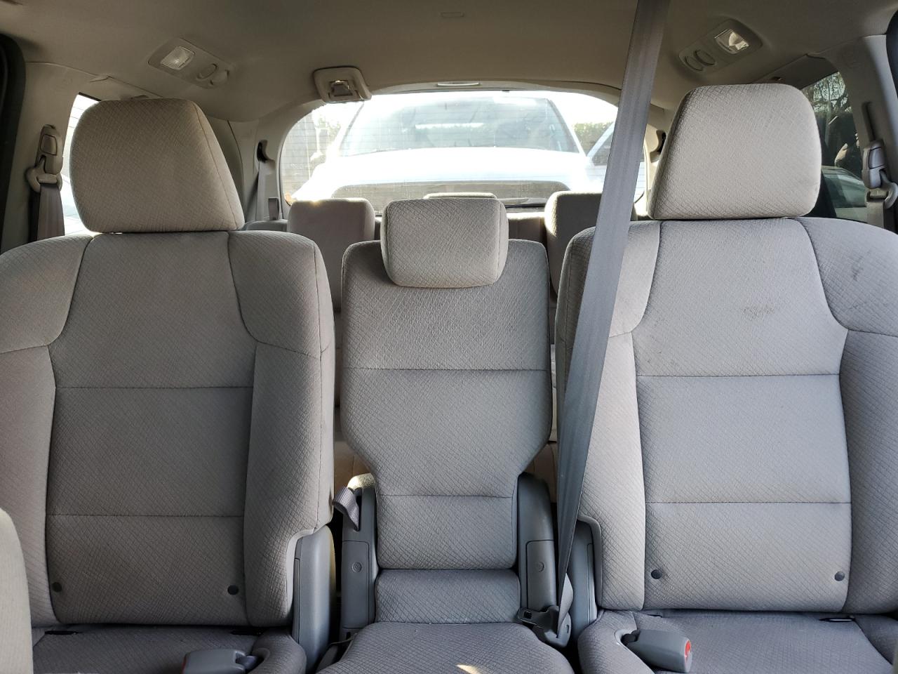 2016 Honda Odyssey - Image 10