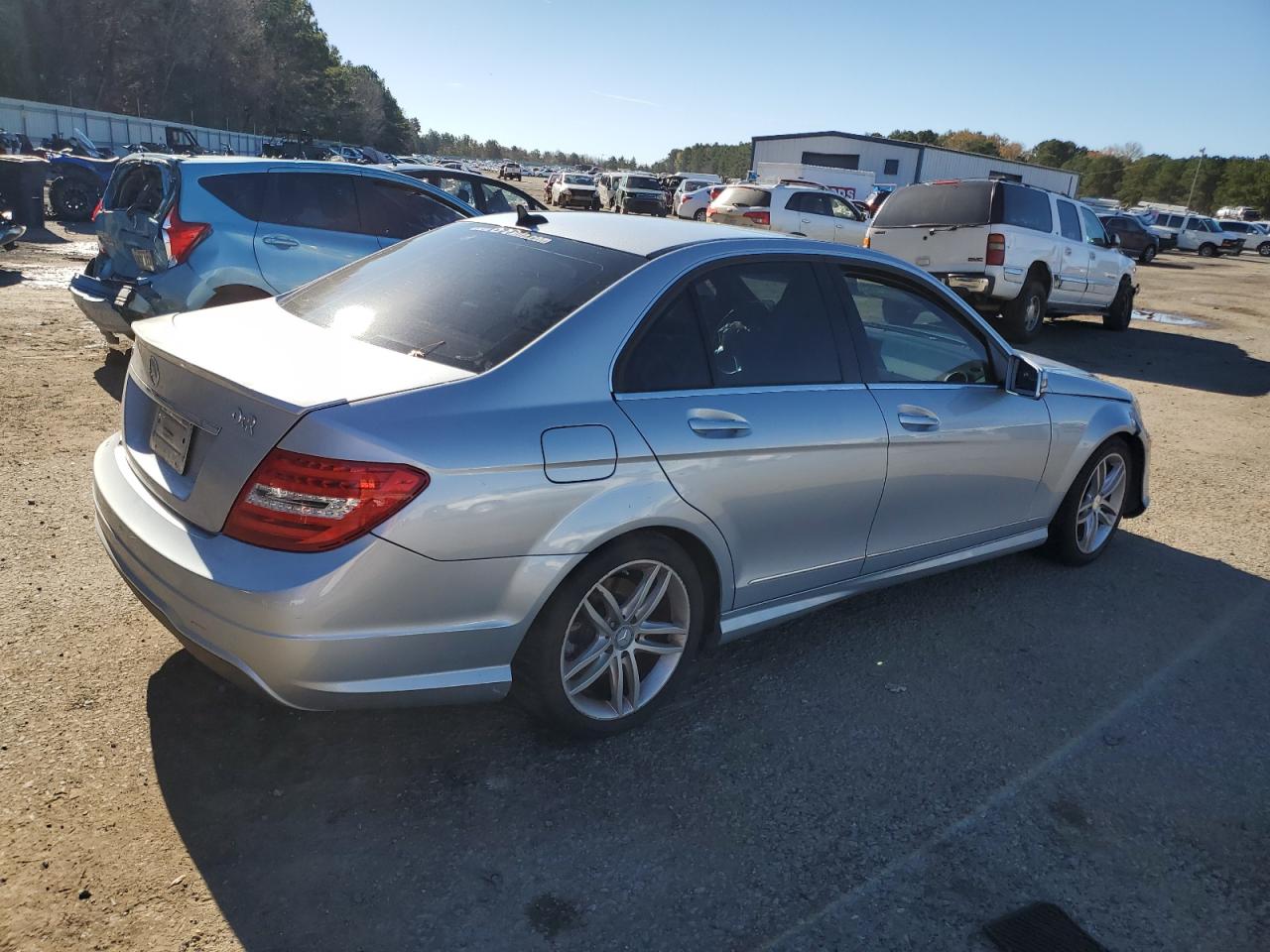 VIN WDDGF4HB5DA763065 2013 MERCEDES-BENZ C-CLASS no.3