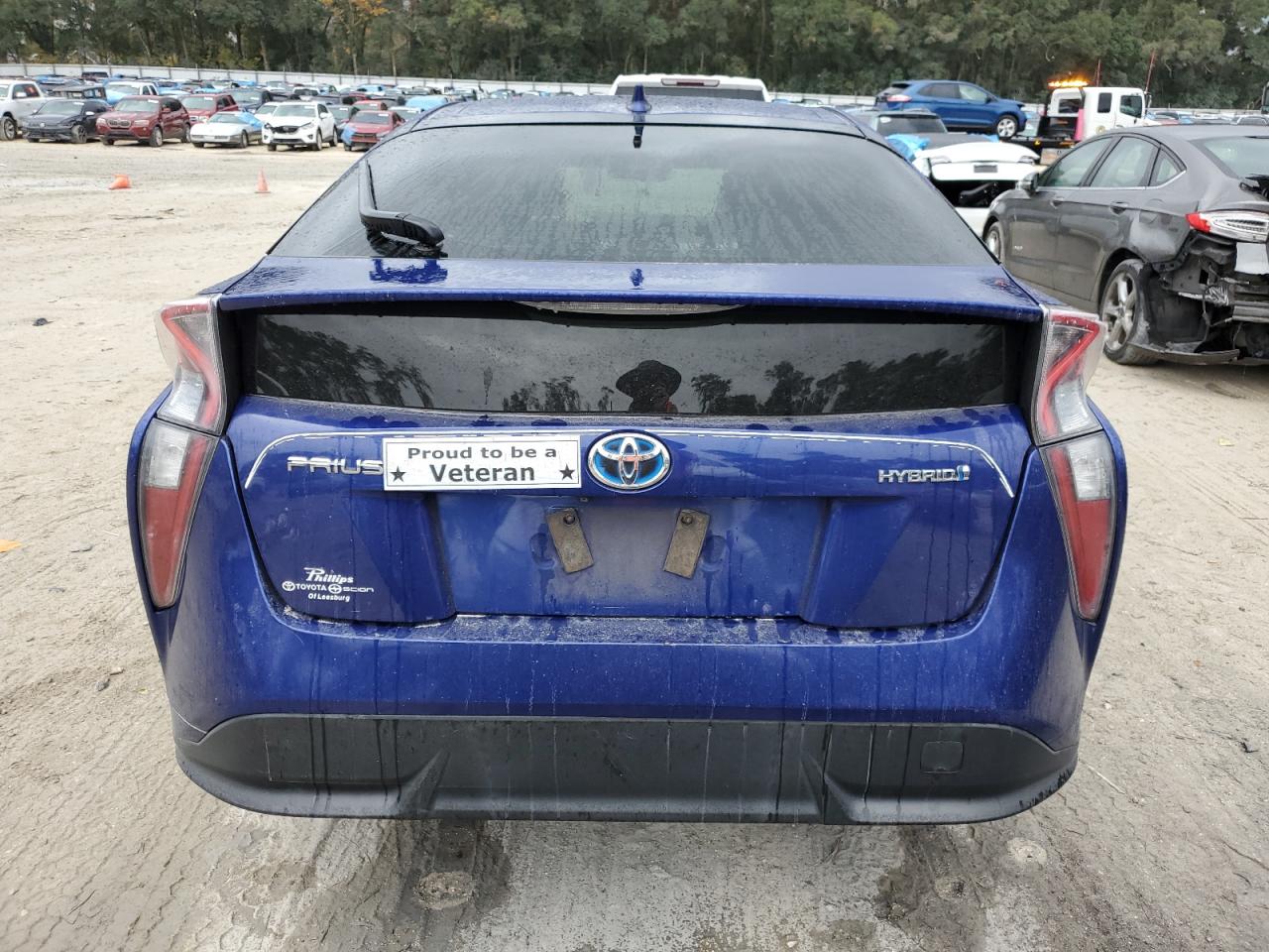 2016 Toyota Prius - Image 6