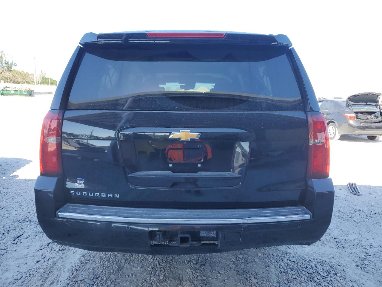 2016 Chevrolet Suburban K1500 Ltz VIN: 1GNSKJKC0GR123813 Lot: 83009764