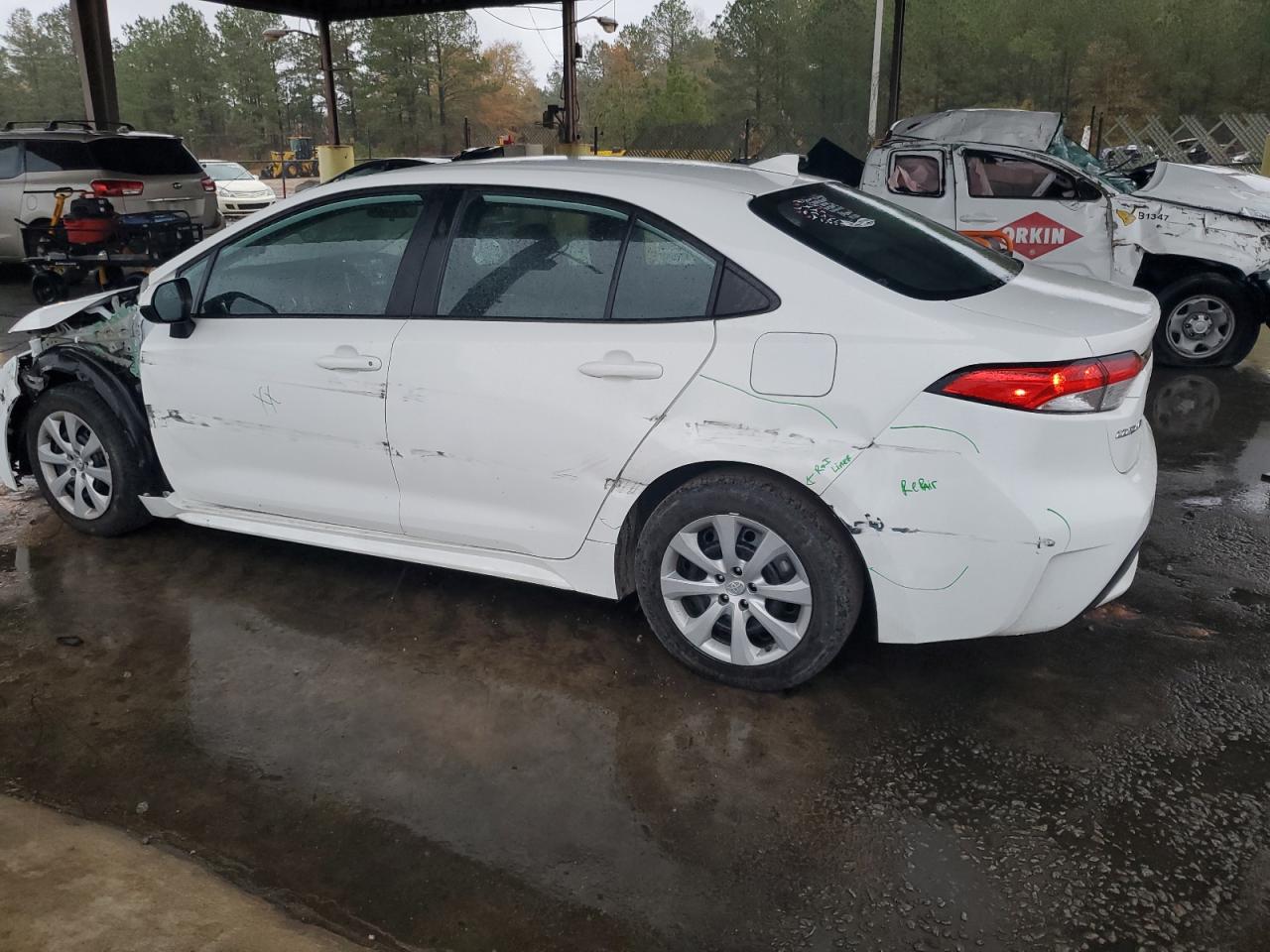 2021 Toyota Corolla - Image 2