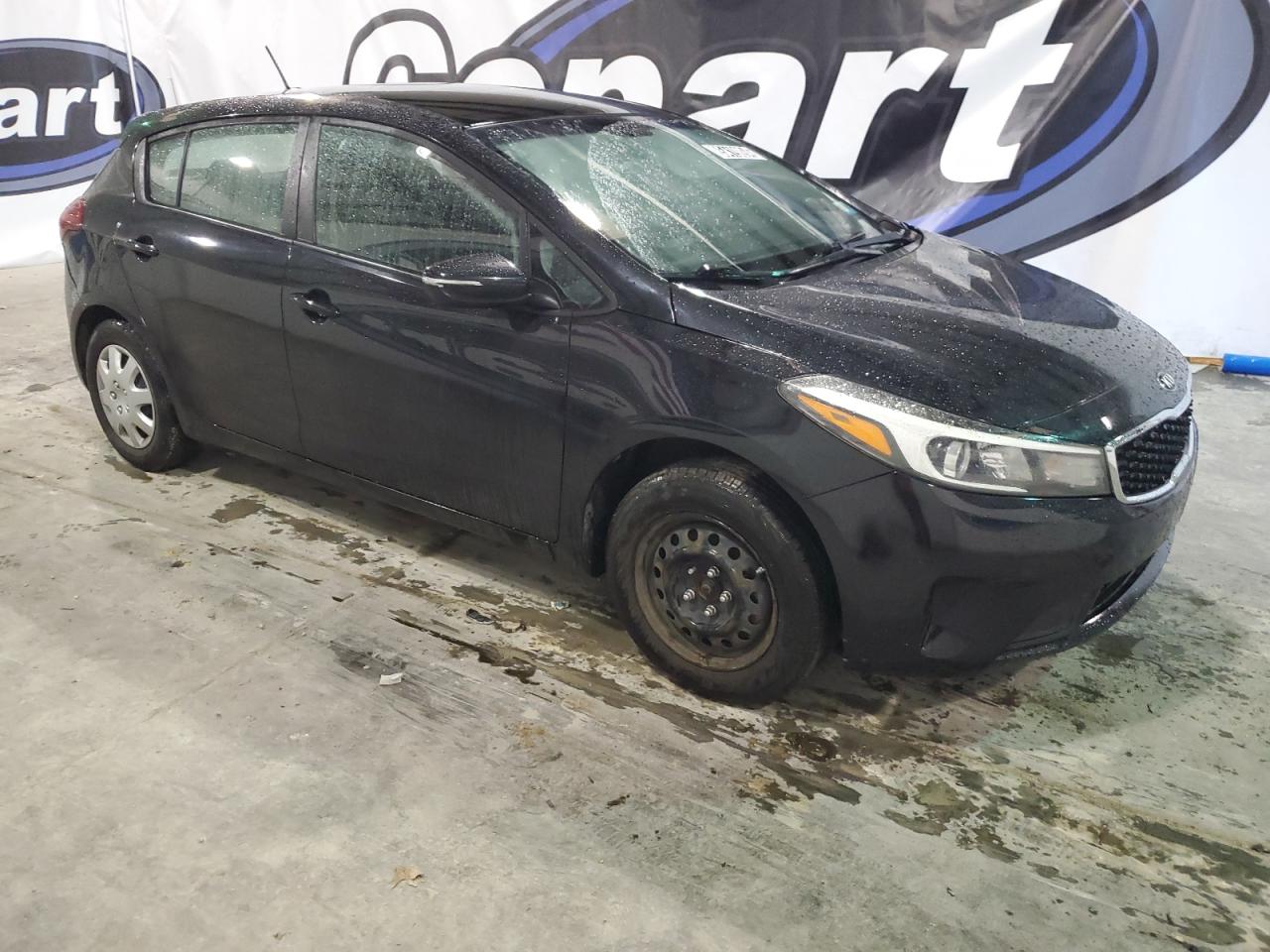 VIN KNAFK5A86H5692444 2017 KIA FORTE no.4