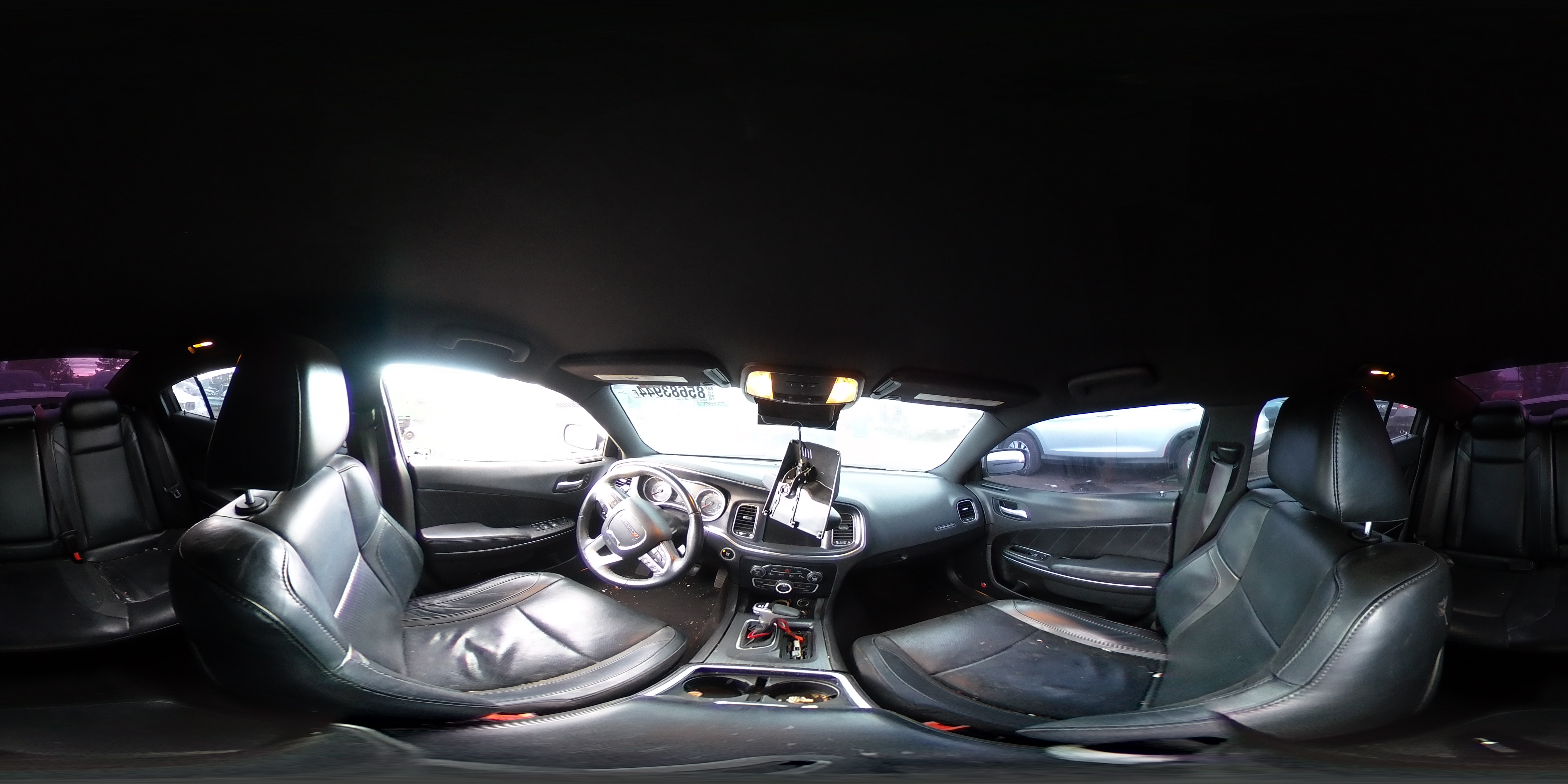 2016 Dodge Charger - Image 13