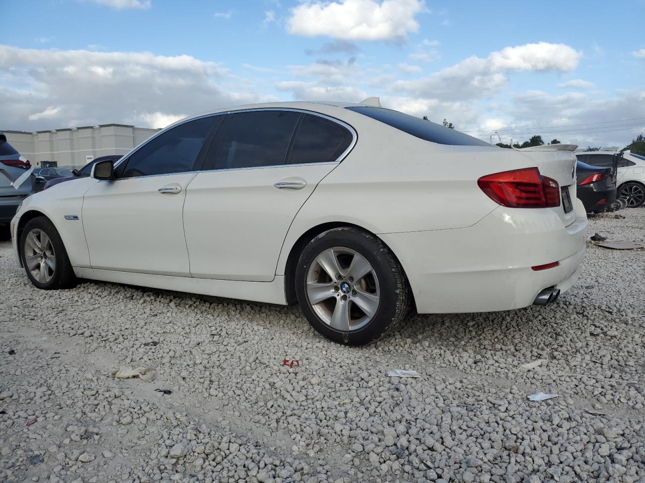2011 BMW 5er - Image 2