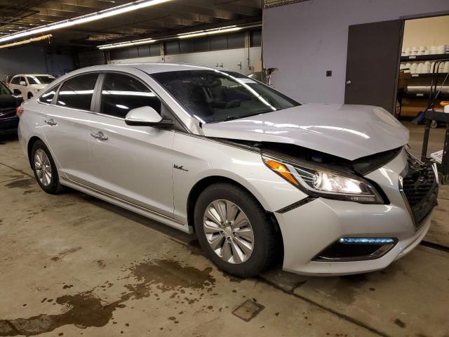 Седаны HYUNDAI SONATA 2016 Серебристый