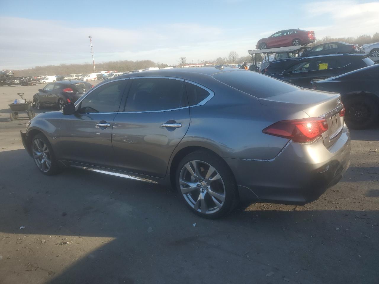 VIN JN1BY1PR8GM720311 2016 INFINITI Q70 no.2