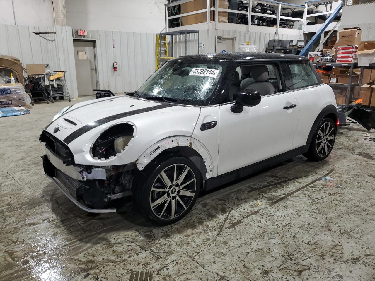 VIN WMW53DH0XP2U03083 2023 MINI COOPER no.1