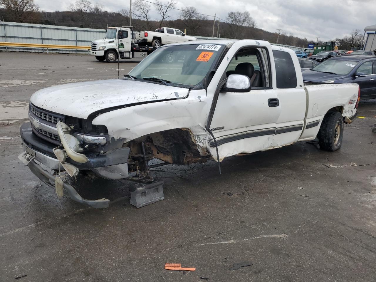2000 Chevrolet Silverado - Image 1