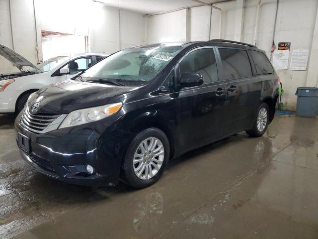 2013 Toyota Sienna Xle