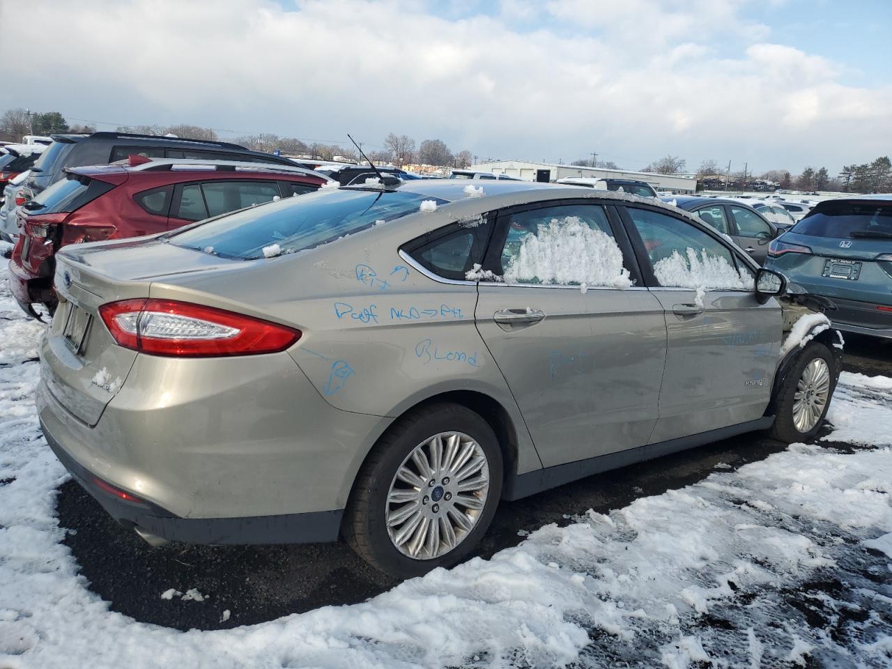 VIN 3FA6P0UU5GR188176 2016 FORD FUSION no.3