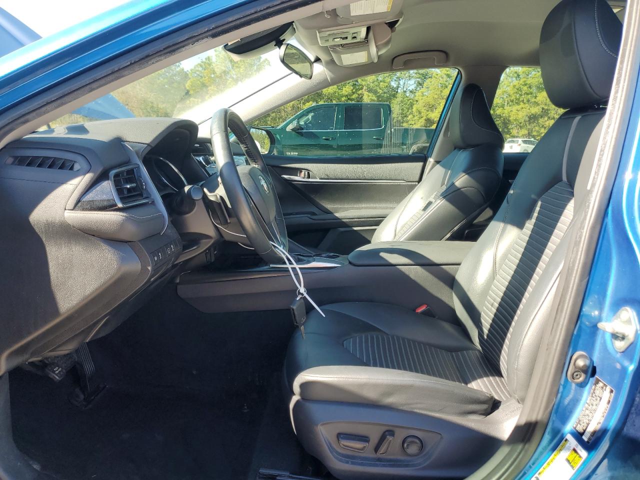 2020 Toyota Camry - Image 7