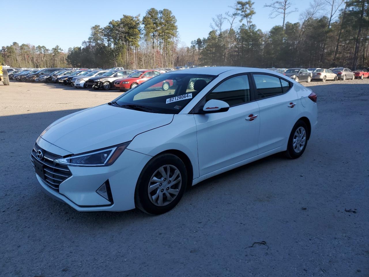 VIN 5NPD74LF4KH421164 2019 HYUNDAI ELANTRA no.1