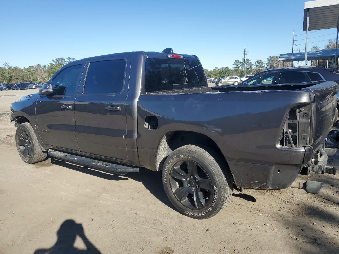 2020 RAM 1500 - Image 2