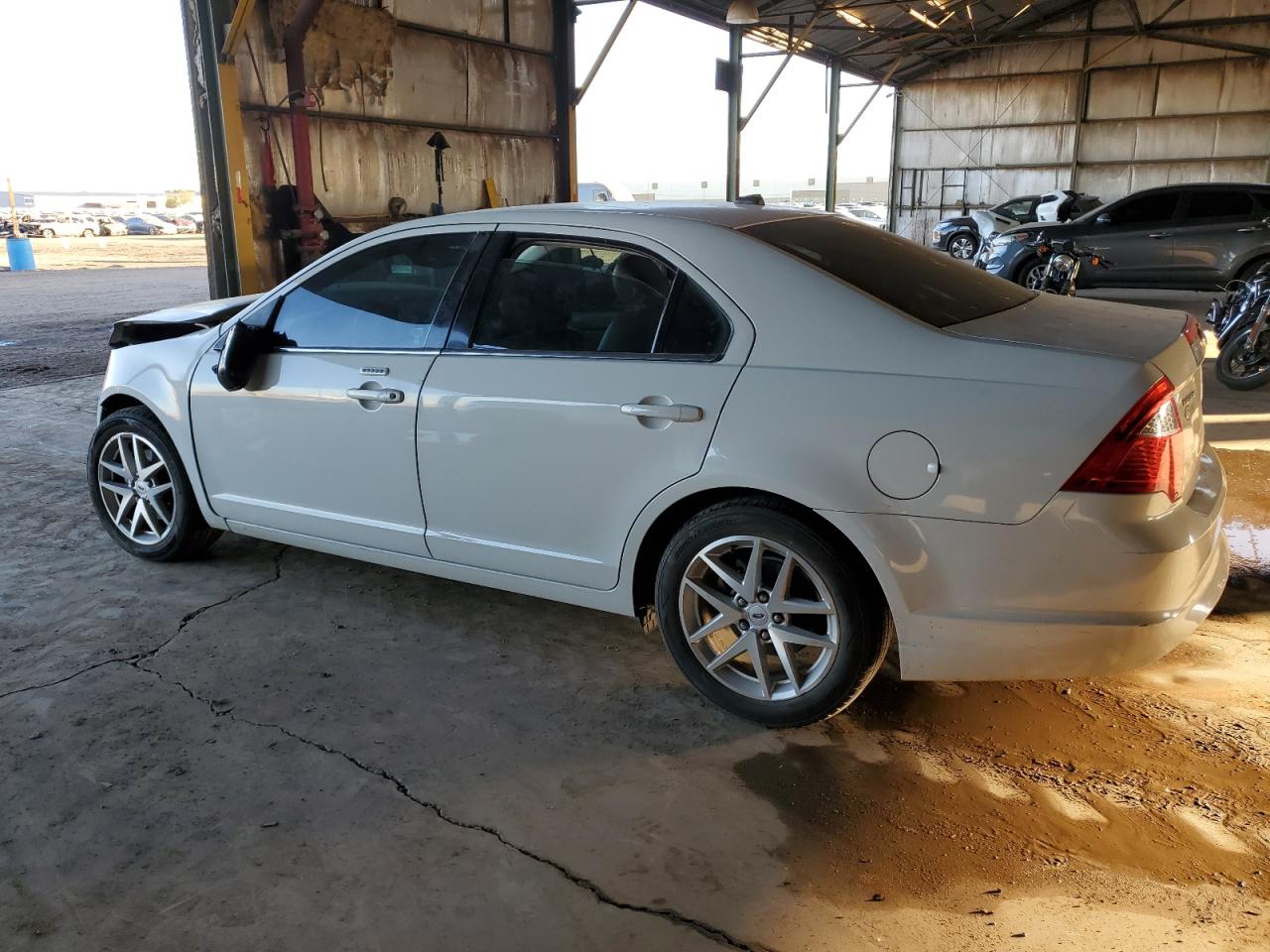 2011 Ford Fusion - Image 2